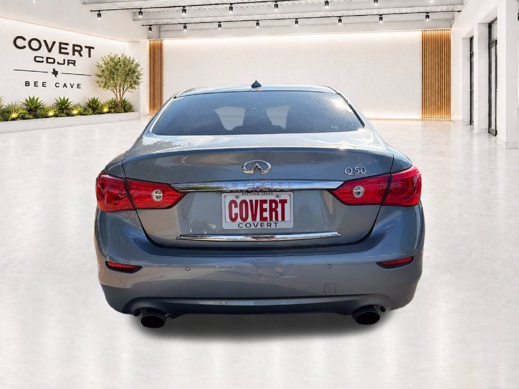 Used 2016 INFINITI Q50 3.0t Premium w/ Driver Assistance Package RWD image 8