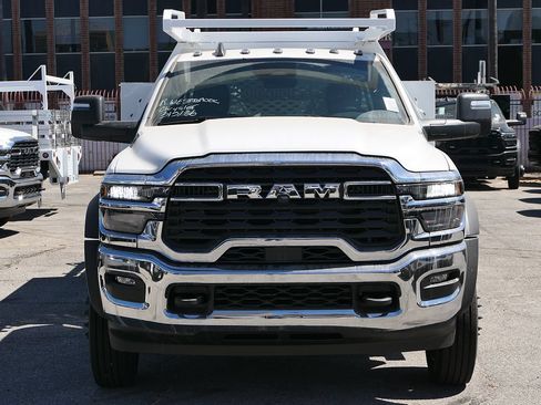 New 2026 RAM 5500 Tradesman w/ Chrome Appearance Group RWD image 10