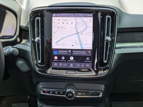 Certified 2023 Volvo C40 P8 Recharge Ultimate AWD/4WD image 23