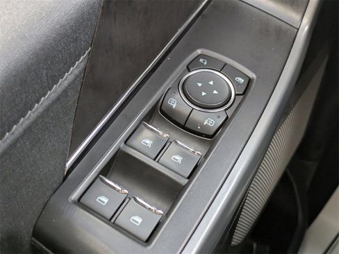 Used 2022 Ford F150 Lariat w/ Equipment Group 502A High image 29