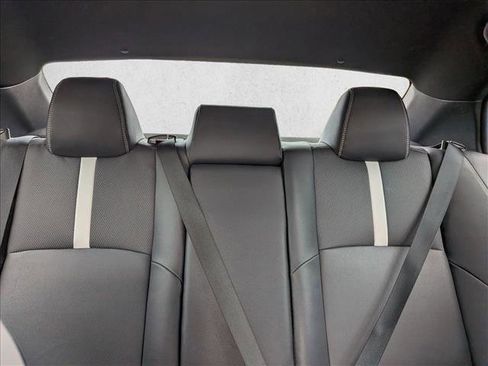 Used 2025 Toyota Camry SE w/ Convenience Package image 15