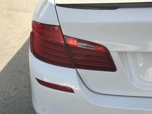 Used 2016 BMW 550i Sedan RWD image 25
