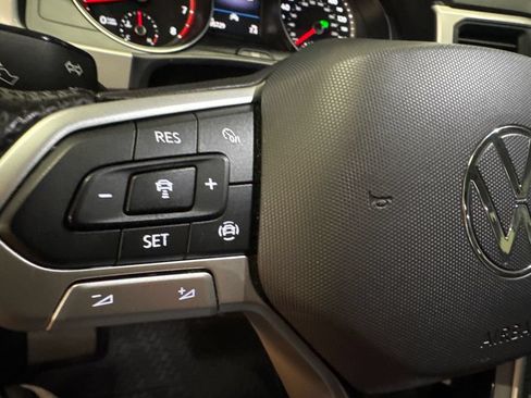 Used 2021 Volkswagen Atlas SE w/ Panoramic Sunroof Package AWD/4WD image 24