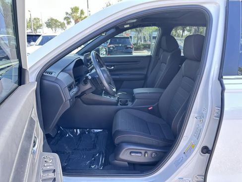 Used 2023 Honda CR-V Sport image 2