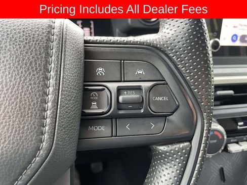 Used 2025 Toyota Tacoma SR AWD/4WD image 24