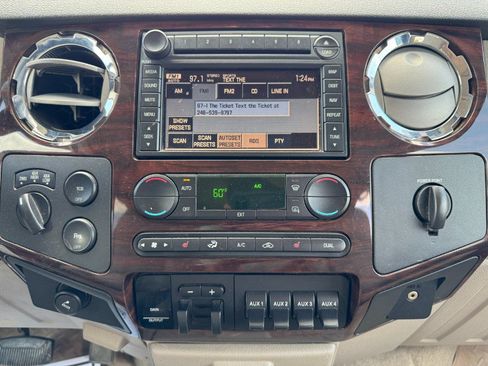 Used 2008 Ford F450 Lariat AWD/4WD image 22