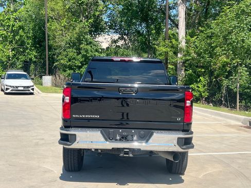 Used 2025 Chevrolet Silverado 3500 LT w/ Safety Package AWD/4WD image 12