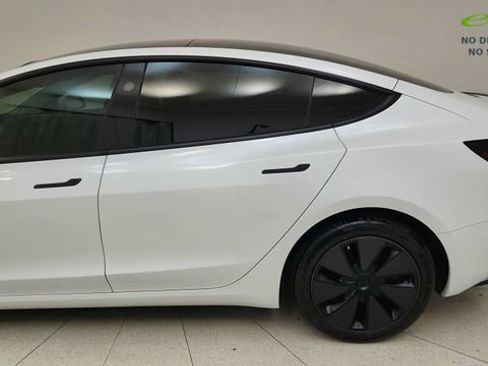 Used 2025 Tesla Model 3 Long Range AWD/4WD image 23