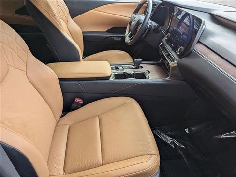 Used 2025 Lexus RX 350 Premium image 20