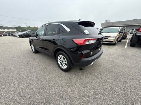 Used 2022 Ford Escape SE AWD/4WD image 3