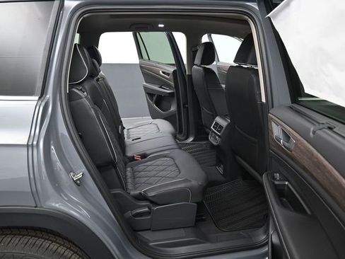 New 2026 Volkswagen Atlas SEL Premium R-Line AWD/4WD image 13