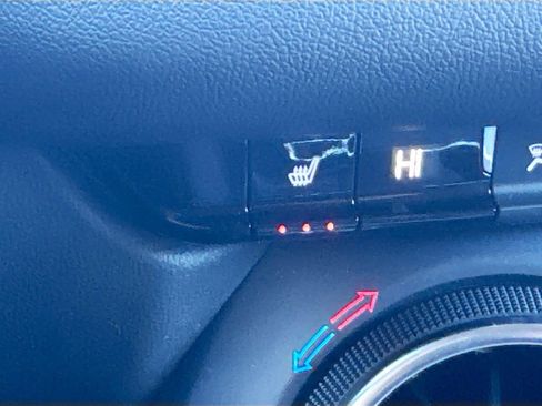 Used 2023 Chevrolet Blazer LT w/ Convenience Package image 19