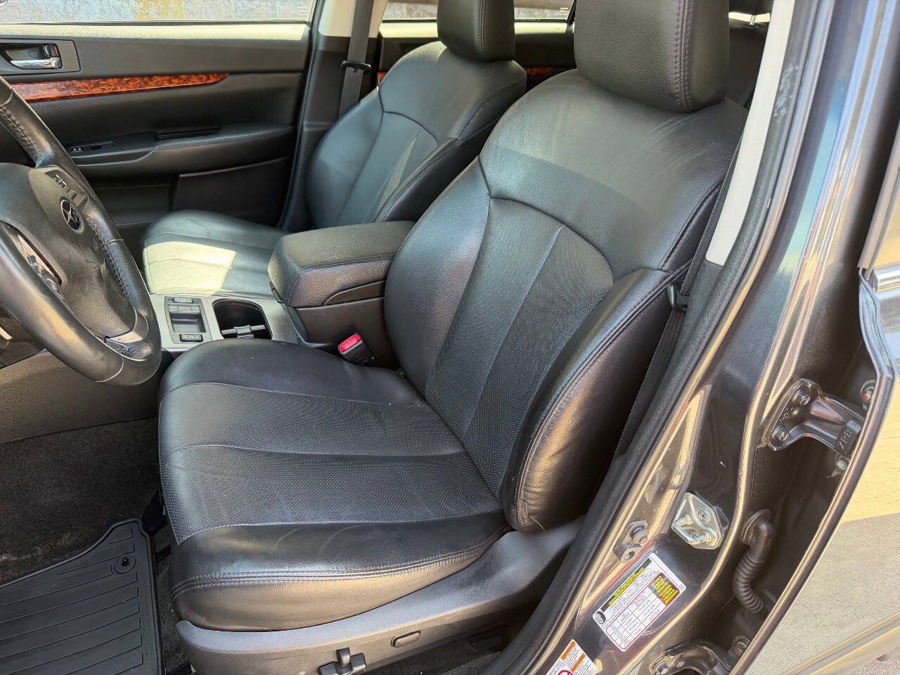 Used 2012 Subaru Outback 2.5i Limited AWD/4WD image 13