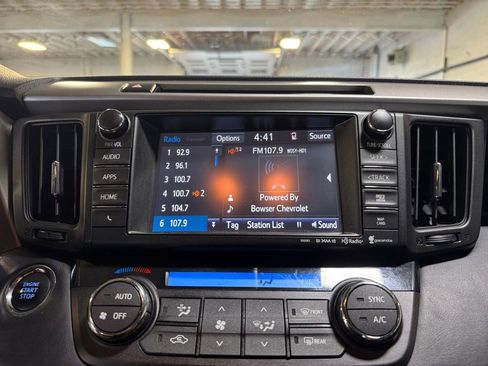 Used 2016 Toyota RAV4 Limited AWD/4WD image 17