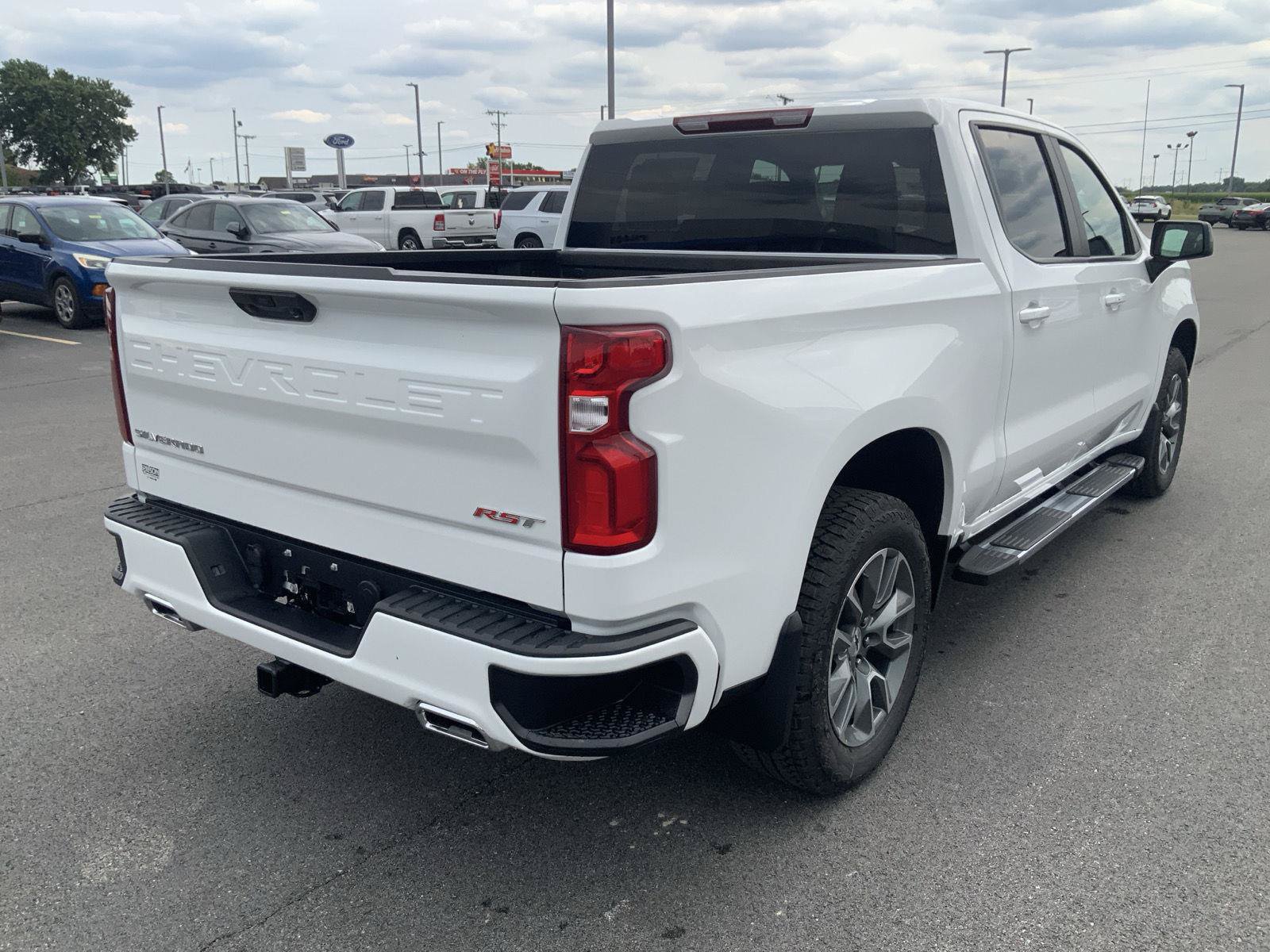 New 2026 Chevrolet Silverado 1500 RST w/ Z71 Off-Road Package AWD/4WD image 13