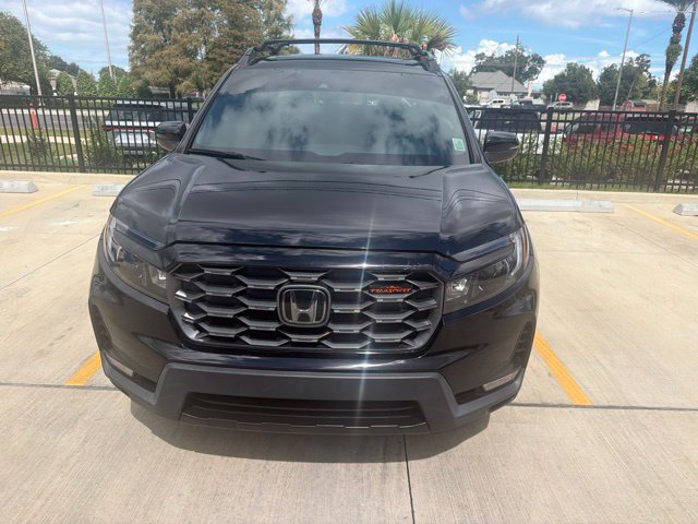 Used 2025 Honda Ridgeline TrailSport image 2