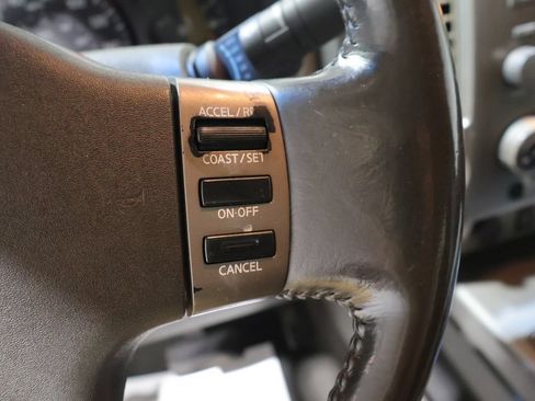 Used 2006 Nissan Titan SE AWD/4WD image 30