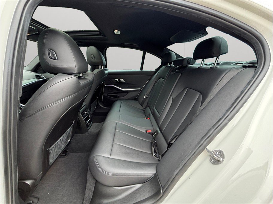 Used 2021 BMW M340i RWD image 38