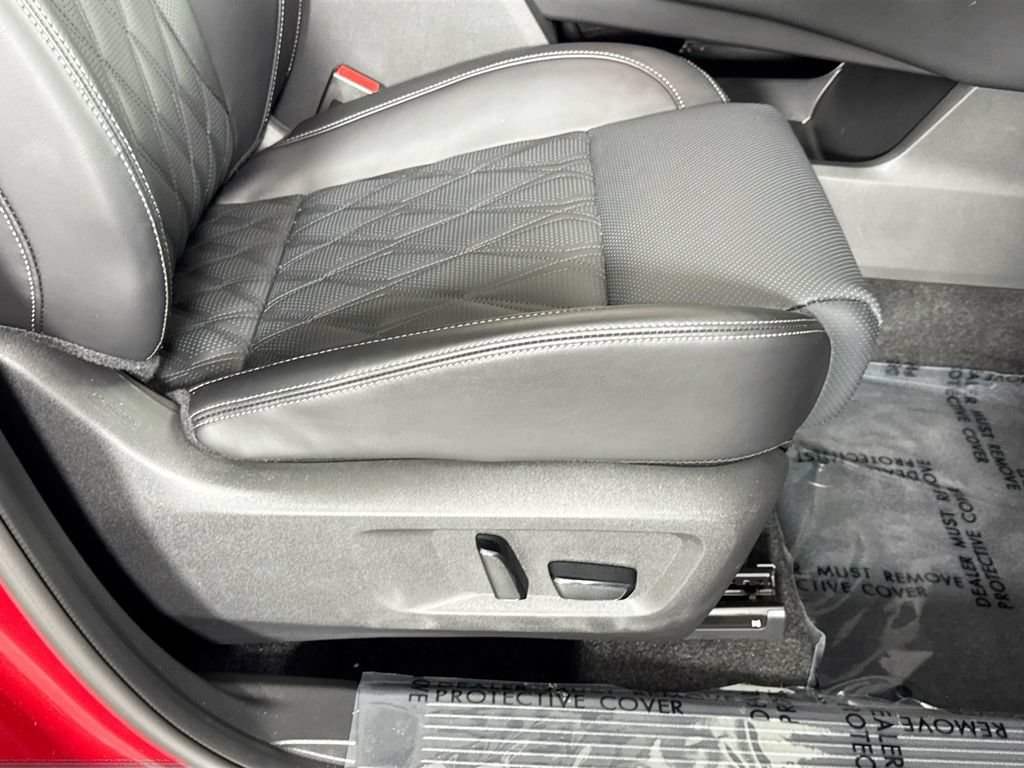 Used 2025 Nissan Rogue Platinum w/ Platinum Premium Package FWD image 38