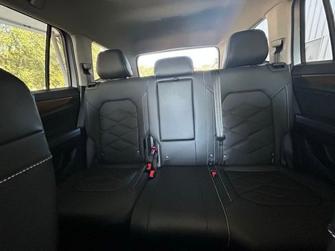 New 2026 Volkswagen Atlas SE FWD image 13