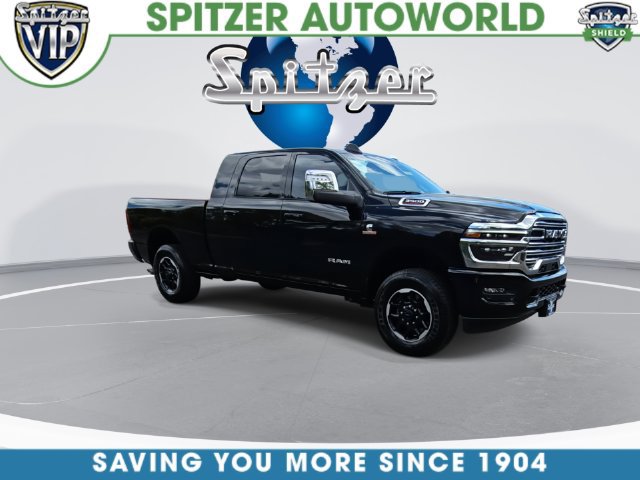 Used 2025 RAM 3500 Laramie AWD/4WD image 3