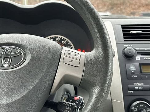 Used 2009 Toyota Corolla XLE image 9