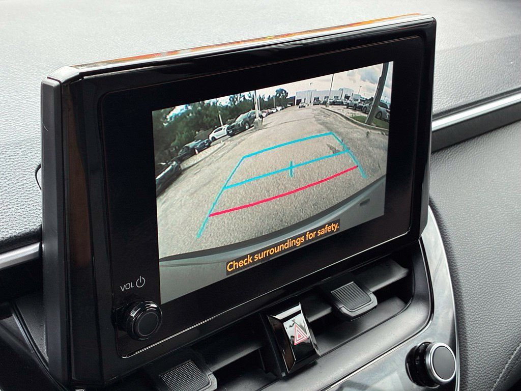 Used 2025 Toyota Corolla Cross AWD Hybrid image 6