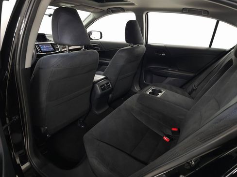 Used 2016 Honda Accord EX image 28