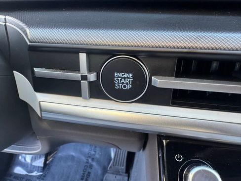 Used 2025 Hyundai Santa Fe SEL image 27