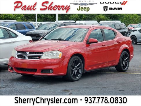 Used 2013 Dodge Avenger SXT FWD image 1