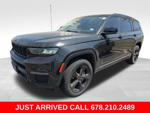 Used 2022 Jeep Grand Cherokee L Limited w/ Black Appearance Package AWD/4WD image 1