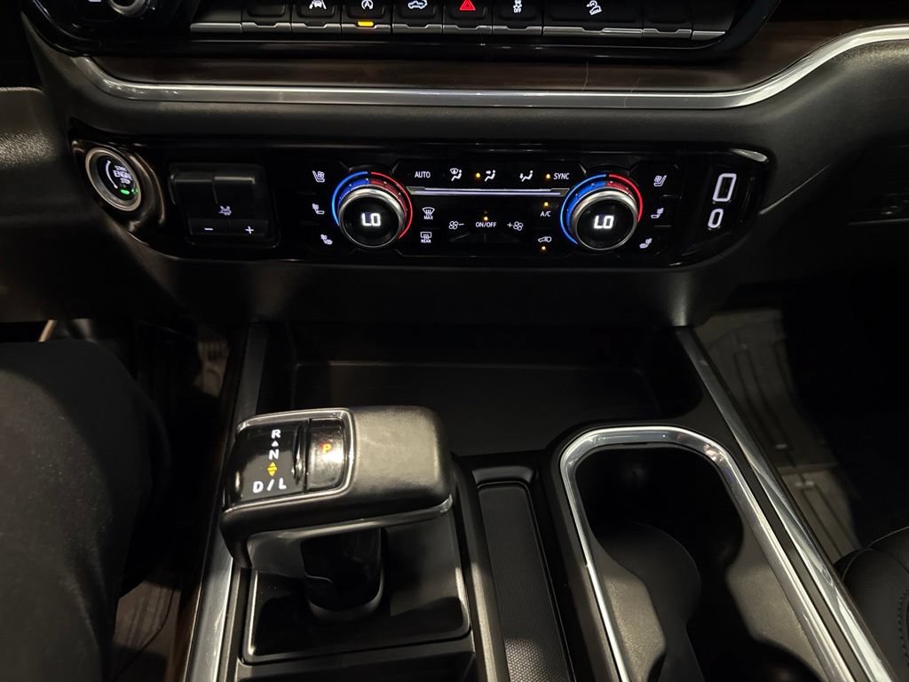 Used 2023 GMC Sierra 1500 SLT AWD/4WD image 27