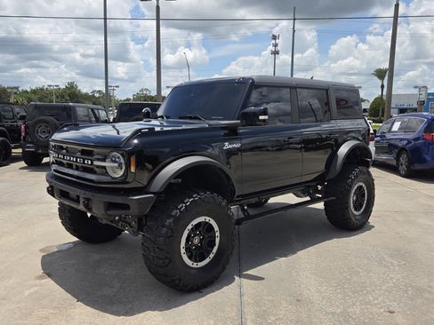 Used 2022 Ford Bronco Outer Banks w/ Sasquatch Package AWD/4WD image 3