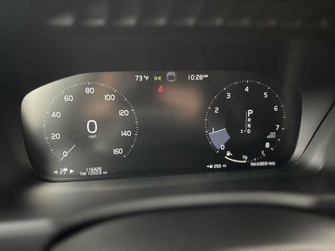 Used 2019 Volvo XC90 T6 Momentum AWD/4WD image 10