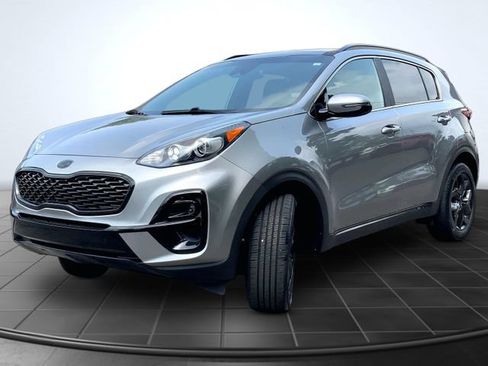 Used 2022 Kia Sportage Nightfall Edition AWD/4WD image 4