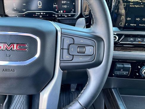 Used 2024 GMC Sierra 1500 Elevation w/ Elevation Premium Package AWD/4WD image 20