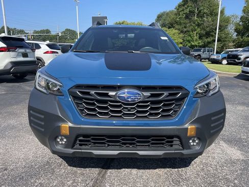 Used 2022 Subaru Outback Wilderness AWD/4WD image 9