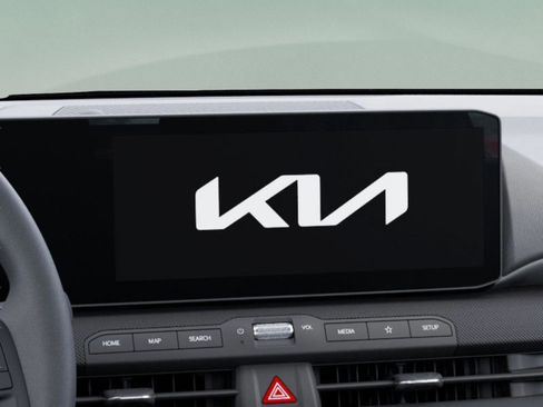 Used 2025 Kia K4 FWD image 20