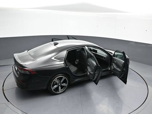 Used 2025 Honda Accord Sport image 44