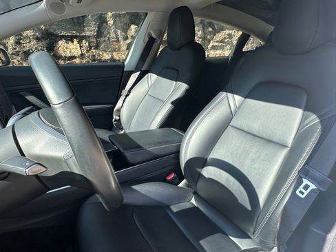 Used 2018 Tesla Model 3 Long Range image 21