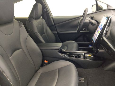Used 2020 Toyota Prius Prime Limited FWD image 21