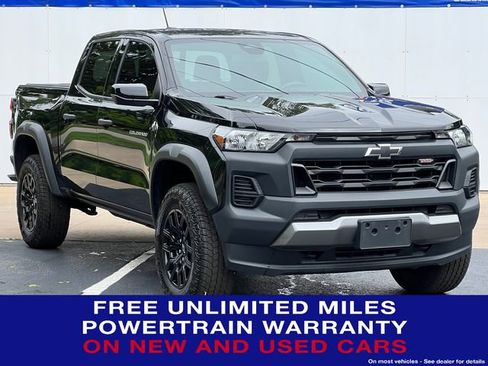 Used 2023 Chevrolet Colorado Trail Boss w/ Safety Package AWD/4WD image 1