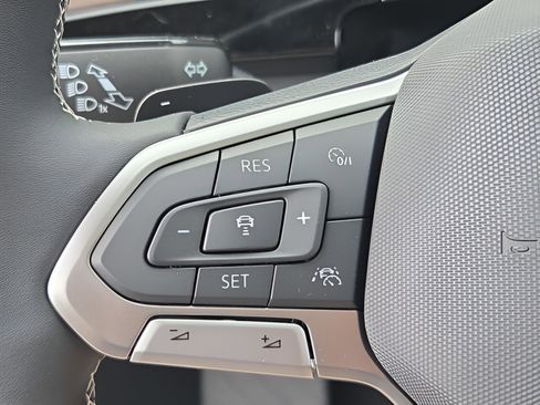 New 2026 Volkswagen Atlas SEL AWD/4WD image 19