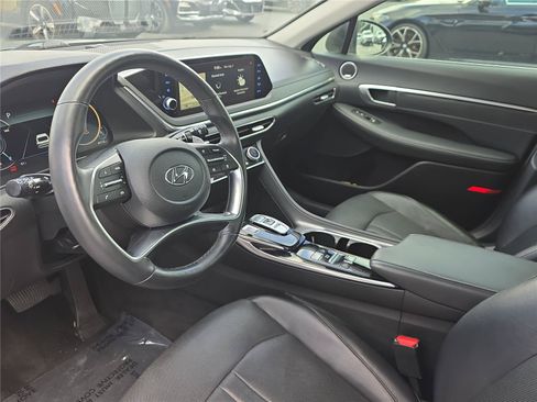 Used 2021 Hyundai Sonata Limited FWD image 15