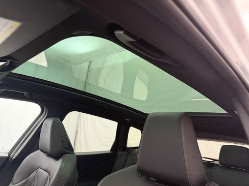 Used 2025 BMW X3 xDrive30i image 9