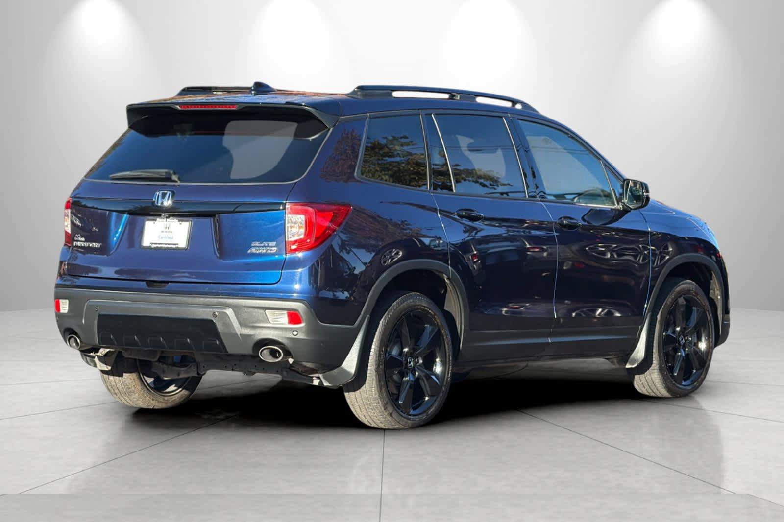 Used 2021 Honda Passport Elite image 2