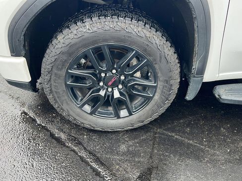 Used 2022 GMC Sierra 1500 Elevation w/ Preferred Package AWD/4WD image 37