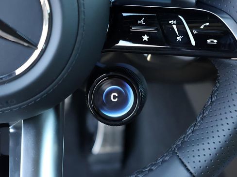 New 2026 Mercedes-Benz GLE 53 AMG 4MATIC image 37