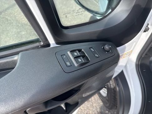 New 2026 RAM ProMaster 3500 w/ Premium Convenience Group FWD image 20