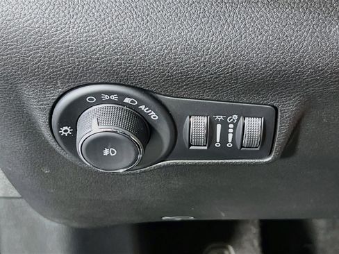 Used 2022 Jeep Compass Limited AWD/4WD image 10